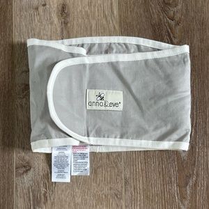 Anna & Eve swaddle strap